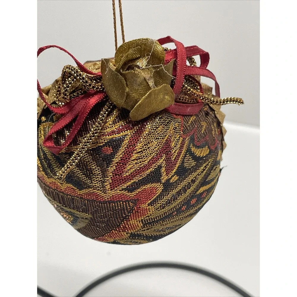 Vintage Gold Floral Red‎ Black Christmas Ornament Abstract Handmade Bows Read